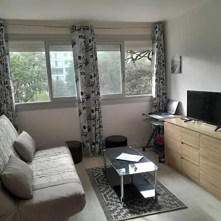 Studio Meublee Tour St Clair Apartment